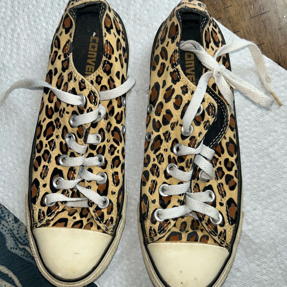 Converse